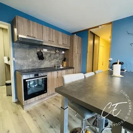 à Pied - Calme, Balcon&parking Privé Appartement *